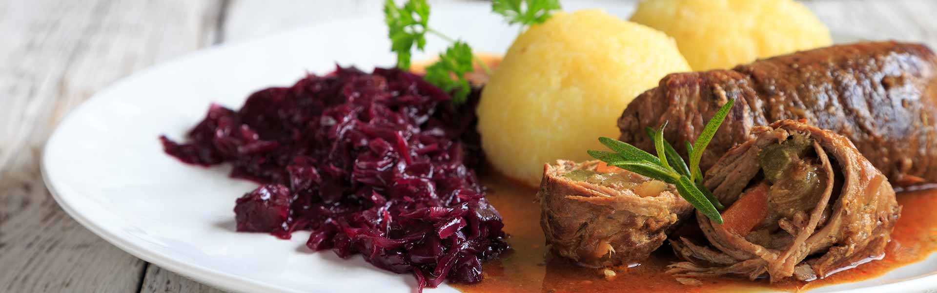 Fränkischer Braten mit Kloß und Blaukraut